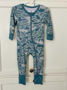 BURLEBO 6-12 months Seaside Camo Full Zip Convertible Pajamas
